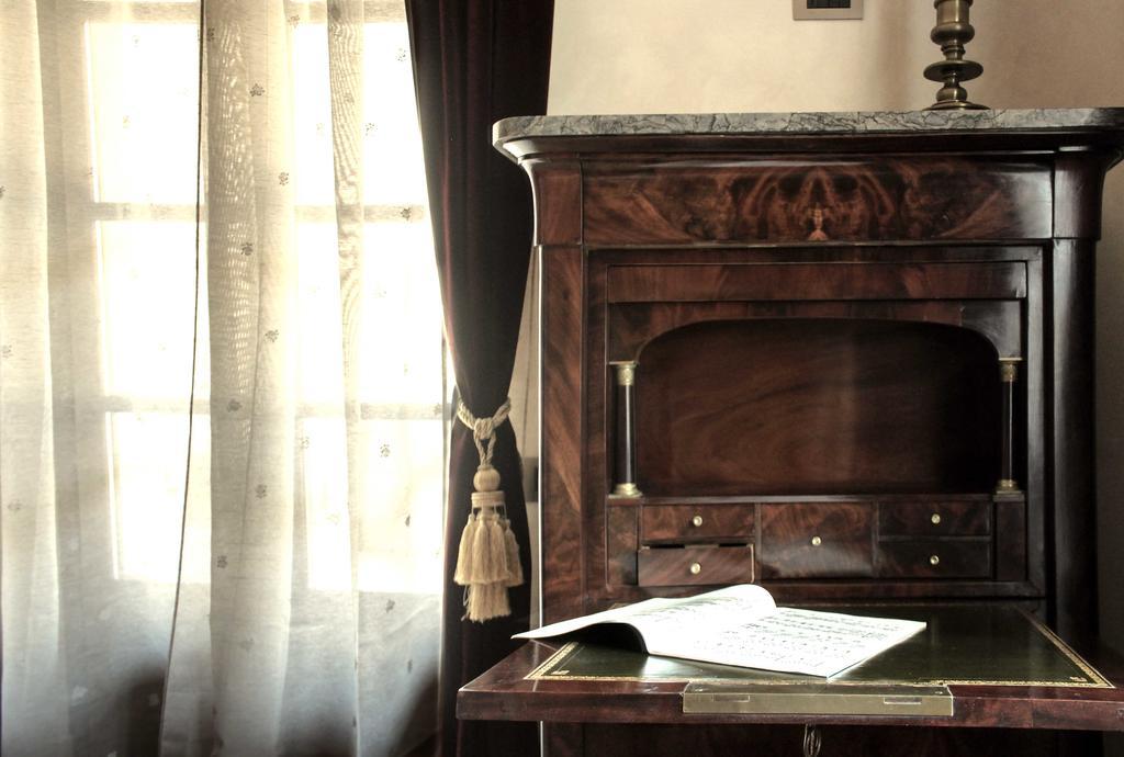 Le Stanze Della Musica Hotel Borgomale Bagian luar foto